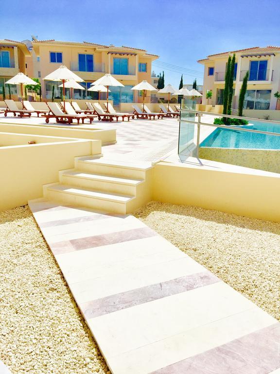 Oasis Park * Pafos